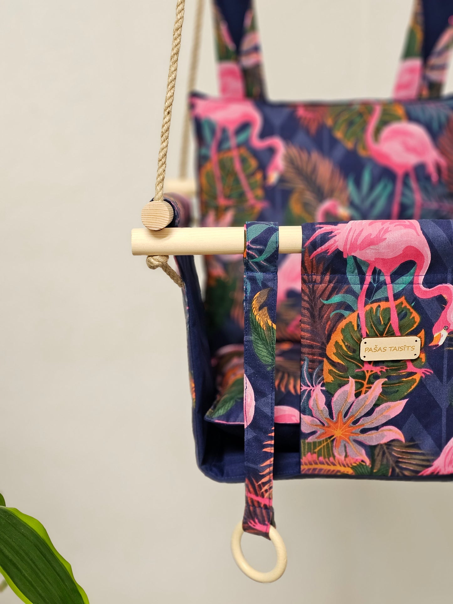 Šūpoles Flamingo