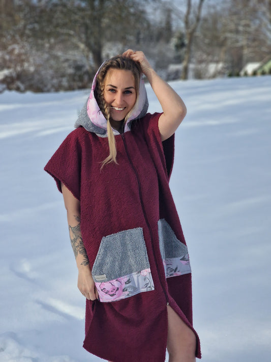 Halāts Bordo ar Pelēku