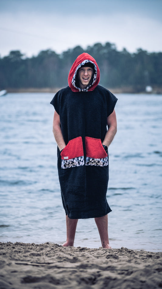 Pončo melns ar sarkanu