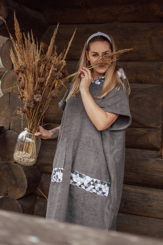 Pončo Tumši pelēks